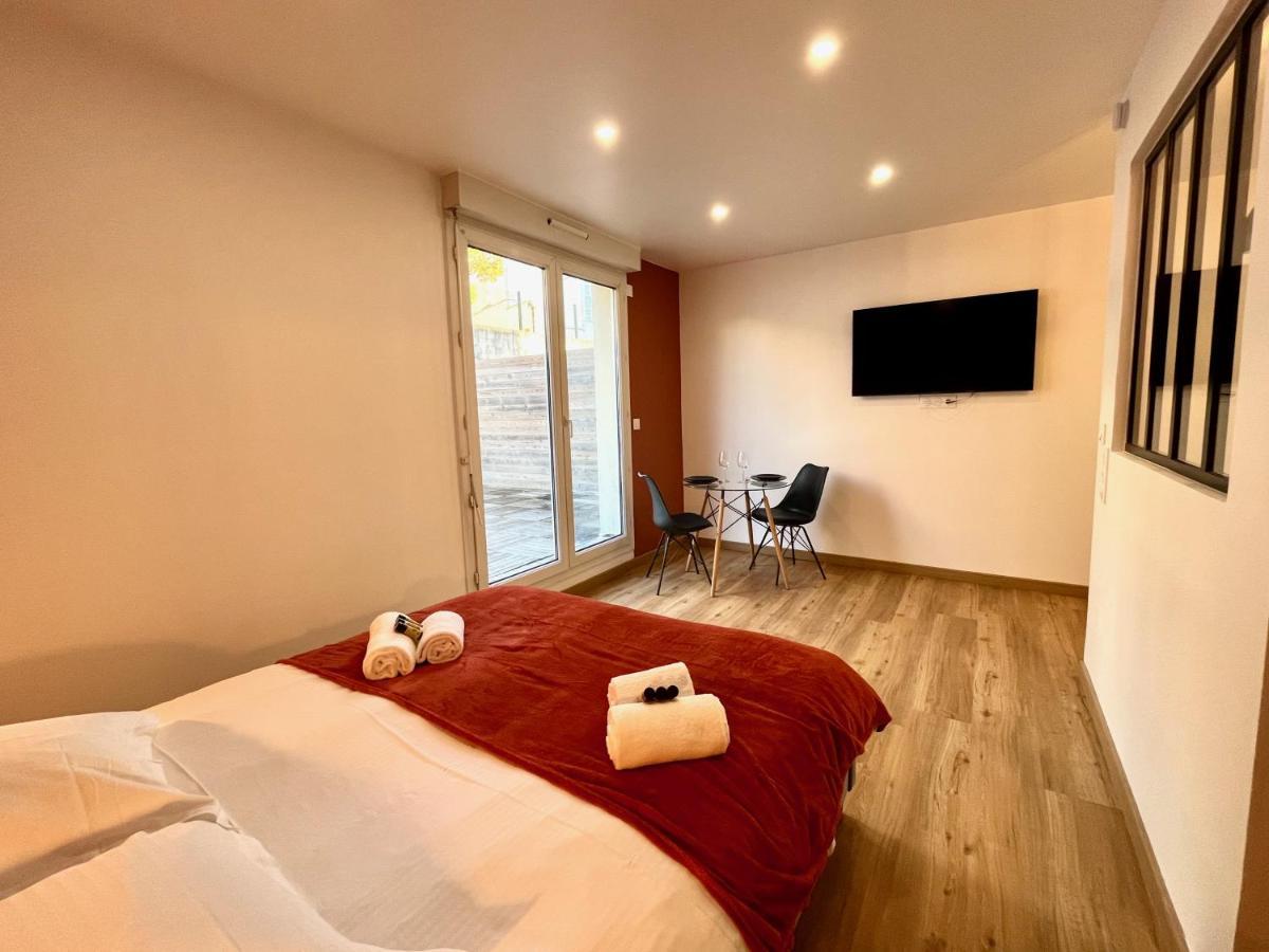 Studio Avec Grande Terrasse Et Parking Privatifs 凯恩 外观 照片